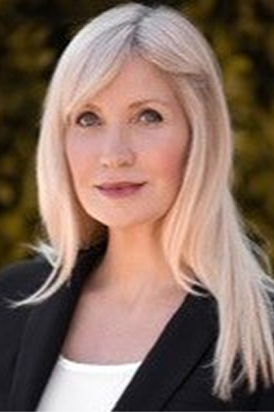 Headshot of Colleen Hogan