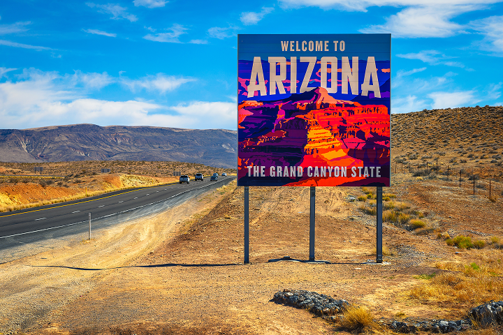 Welcome to Arizona sign